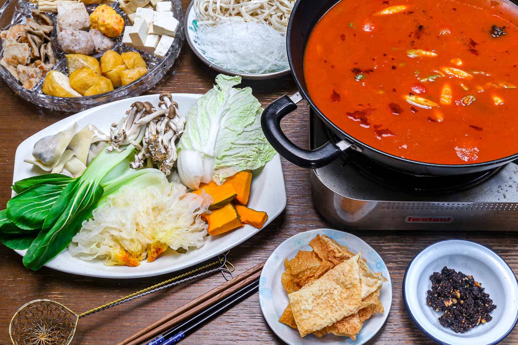 Vegan Hot Pot: How to Plan a Chinese Hot Pot Dinner - Earth to Veg